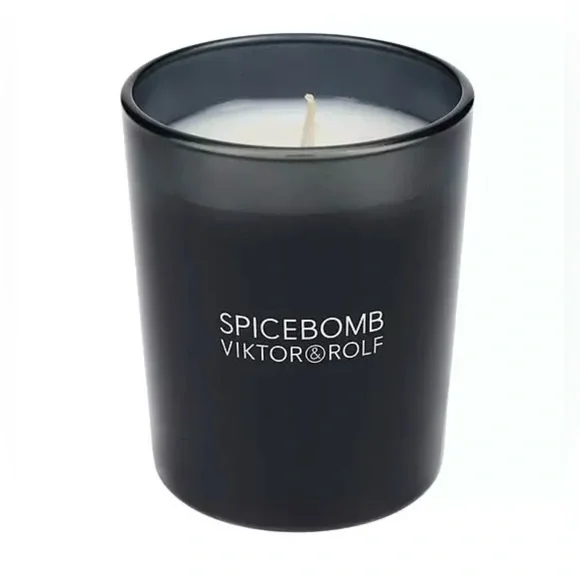 VIKTOR & ROLF Spicebomb Bougie Scented 2.4oz Boxed Candle - Picture 3 of 5